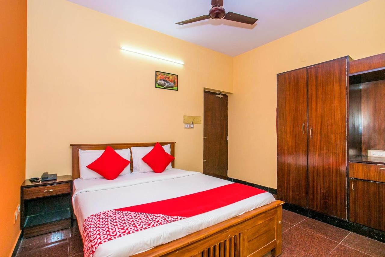 Hotel Priyanka Residency Bangalore Esterno foto