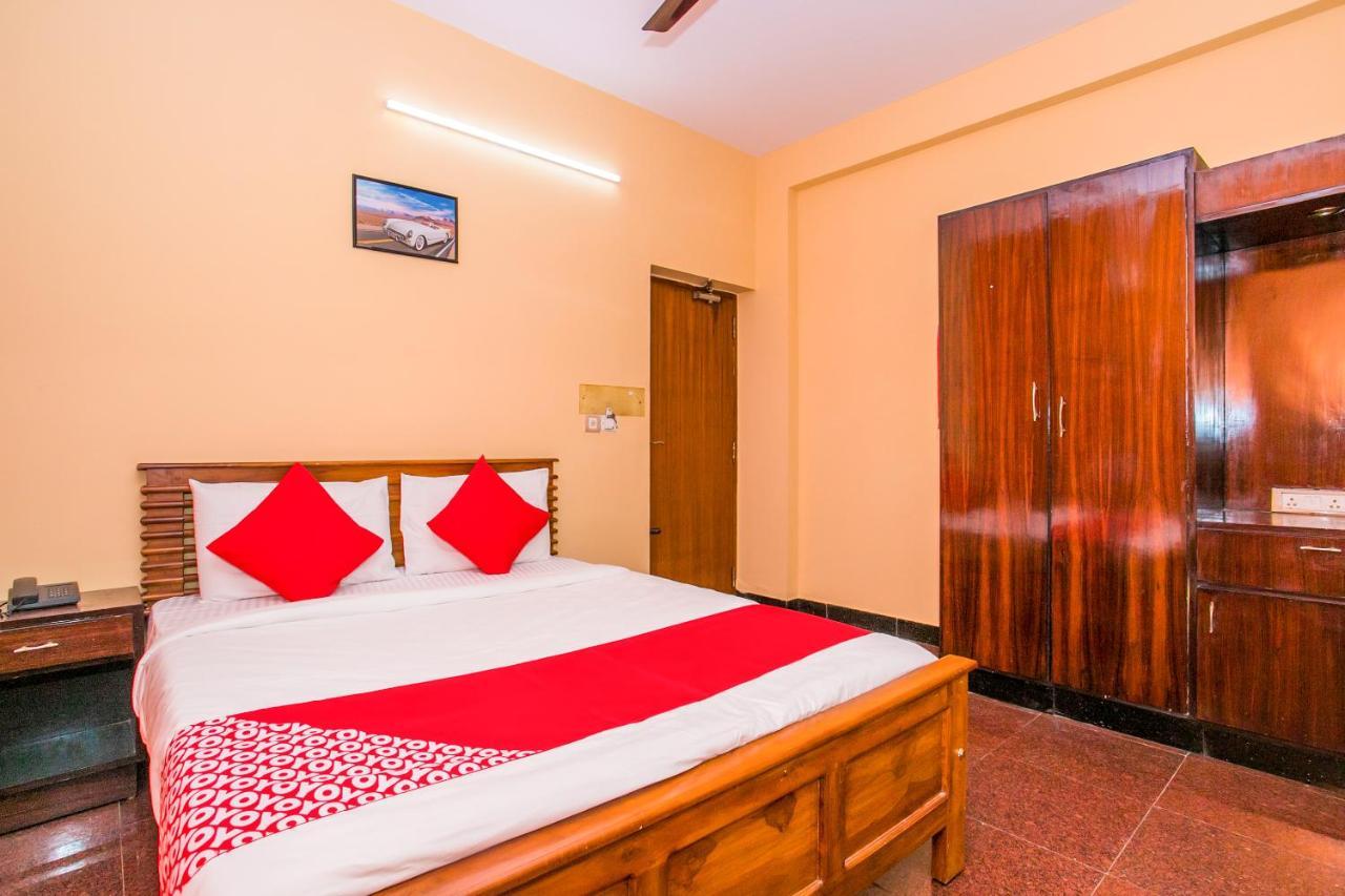 Hotel Priyanka Residency Bangalore Esterno foto